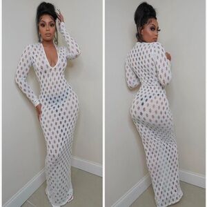 White Long Sleeve Maxi Dress